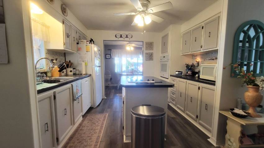 161 Juniper Dr. West a Dundee, FL Mobile or Manufactured Home for Sale